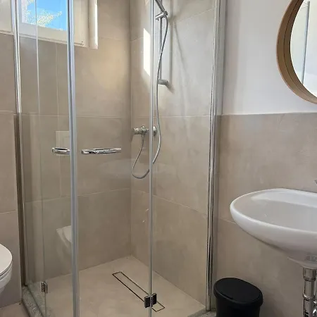 Luxury Stylish With Garden Apartmán