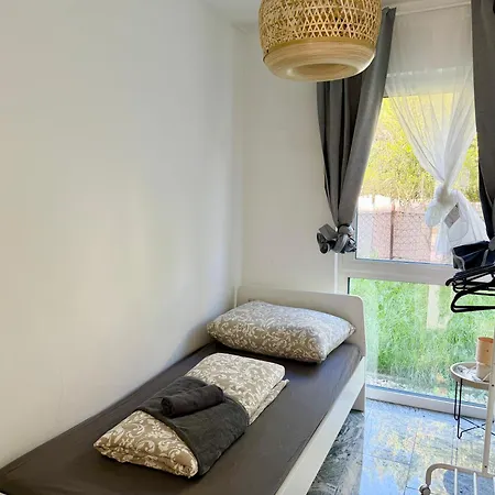 Apartmán Luxury Stylish With Garden Gerasdorf bei Wien