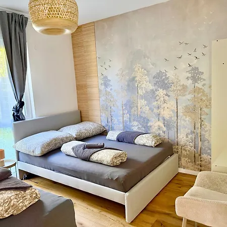 Luxury Stylish With Garden Apartmán Gerasdorf bei Wien