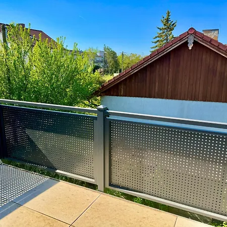 Apartmán Luxury Stylish With Garden