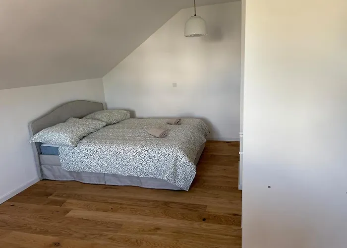 Appartement 4 Bedroom Stylish House With Garden *